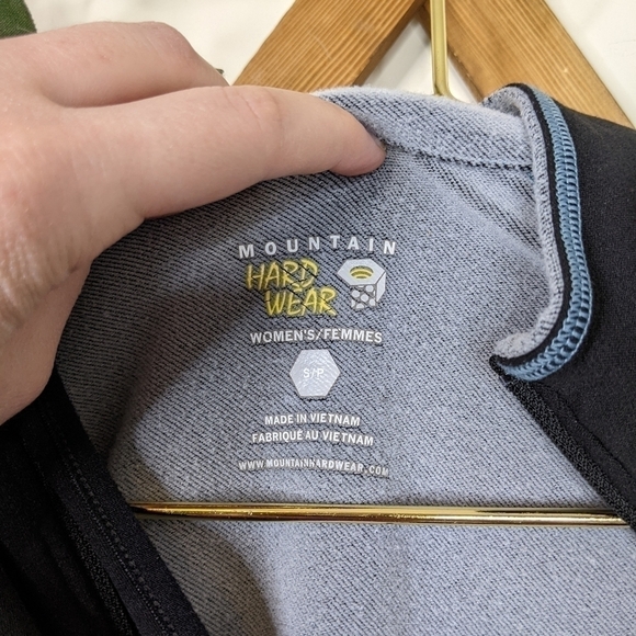 Mountain Hardwear Quarter Zip Pullover Sweatshirt Top - Picture 6 of 8